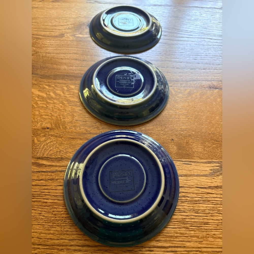 Vintage Denby Metz handcrafted saucers- set of 3- made in England- green & blue - Picture 6 of 10